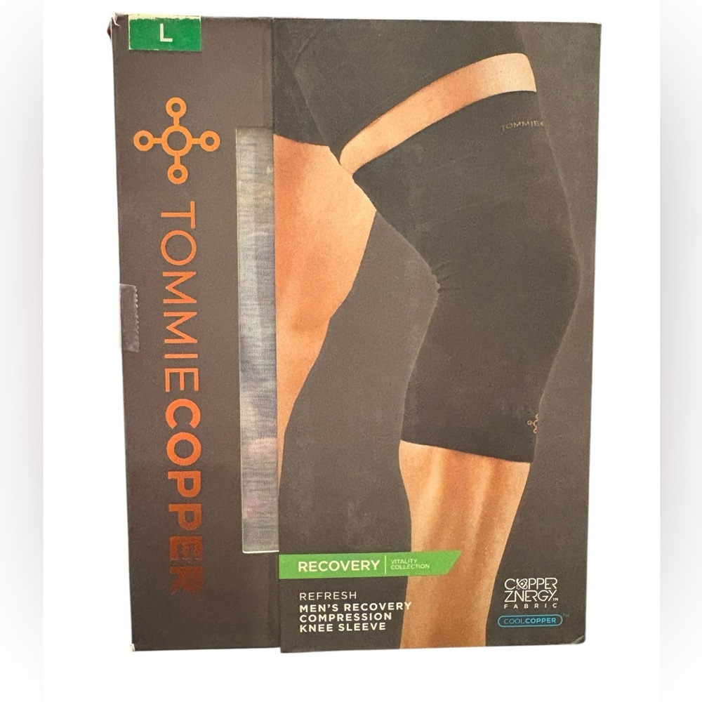 Tommie Copper Men’s Recovery Compression Knee Sleeve Silver Heather Size L TC